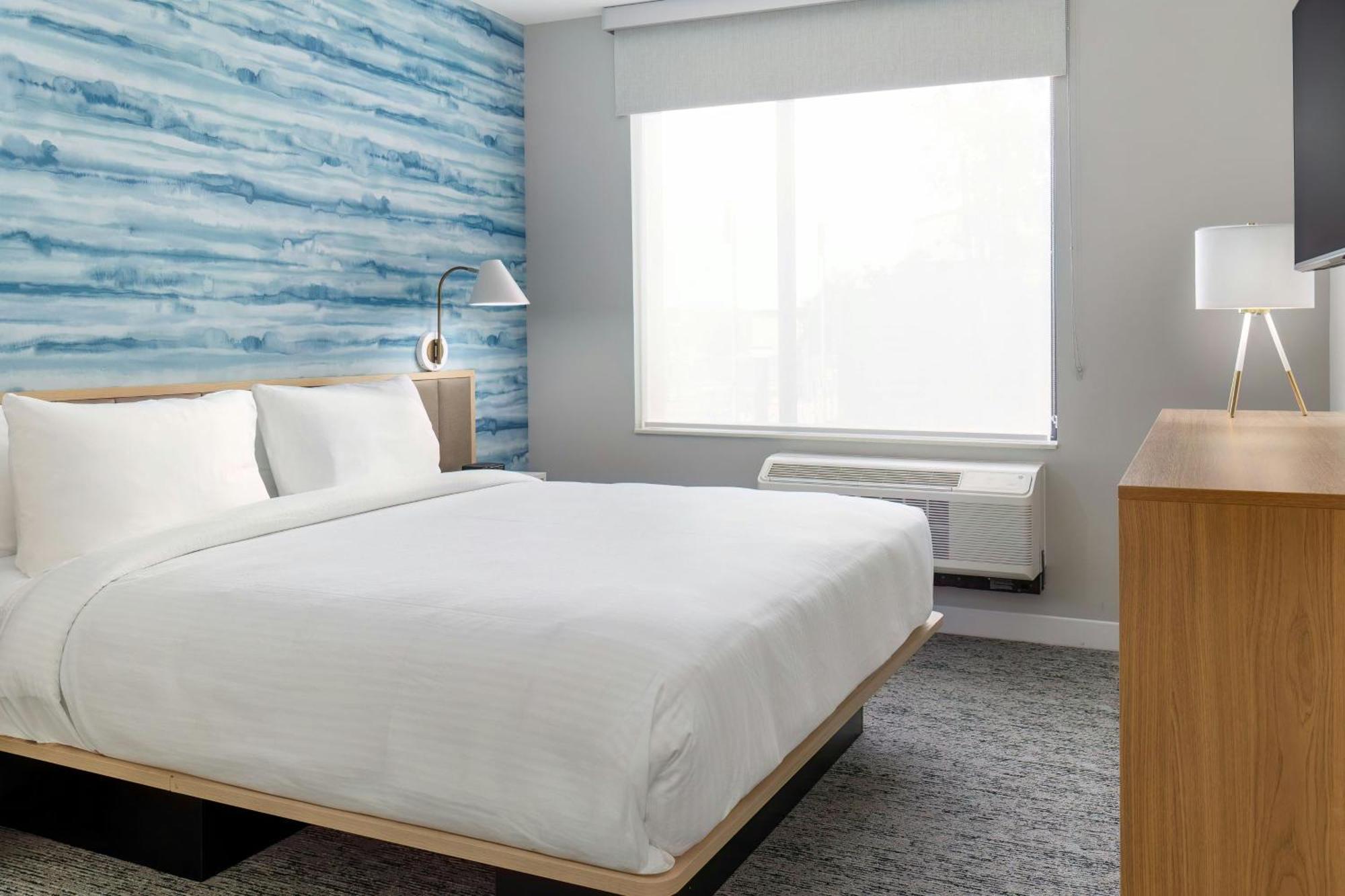 Towneplace Suites By Marriott Monrovia Exterior photo